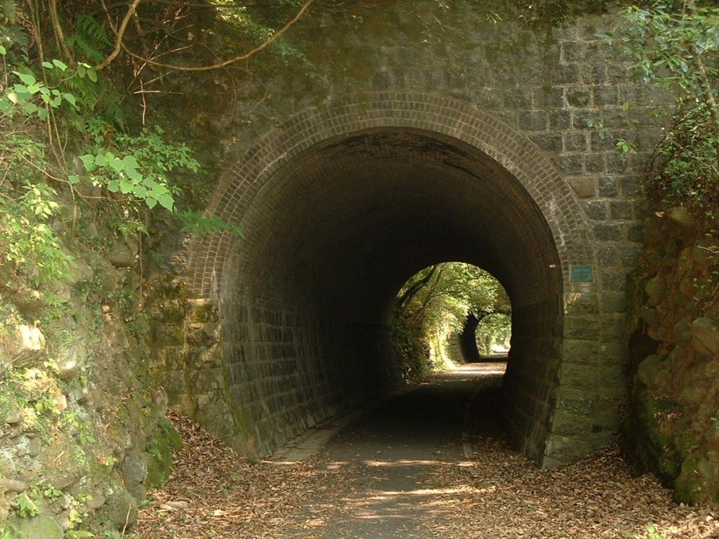 厚ヶ瀬トンネル